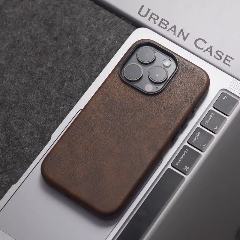 Classic leather MagSafe case for iPhone 16