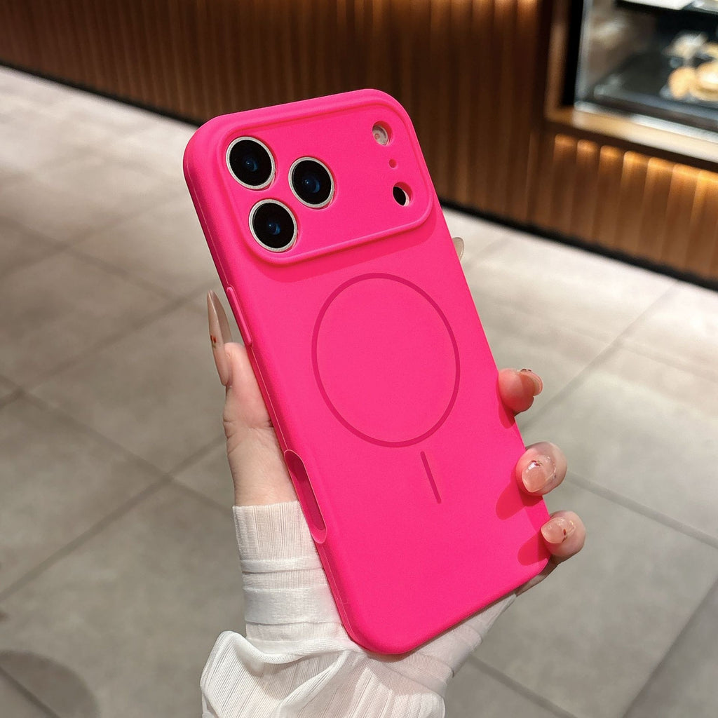 Magnetic liquid silicone case for iPhone 17, view 16
