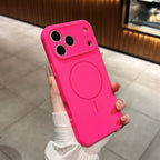 Magnetic liquid silicone case for iPhone 17, view 16