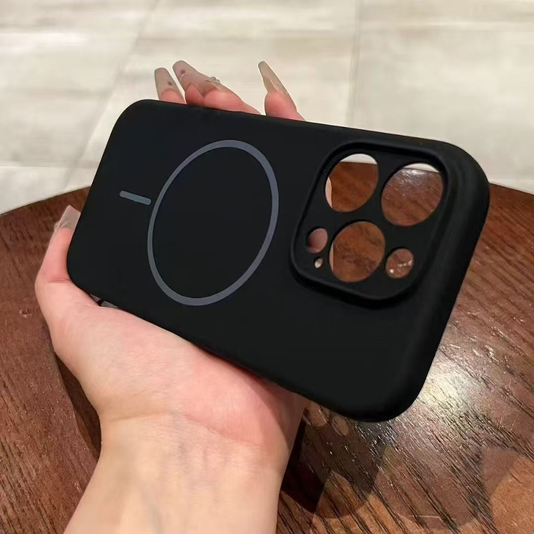 Magnetic liquid silicone case for iPhone 17, view 5