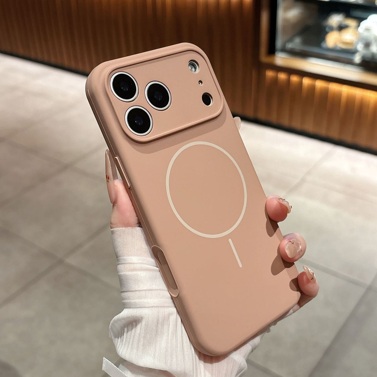 Magnetic liquid silicone case for iPhone 17, view 15