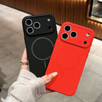 Magnetic liquid silicone case for iPhone 17, view 8